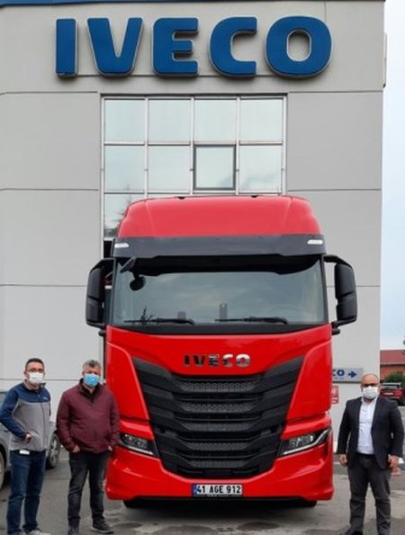 IVECO s-way
