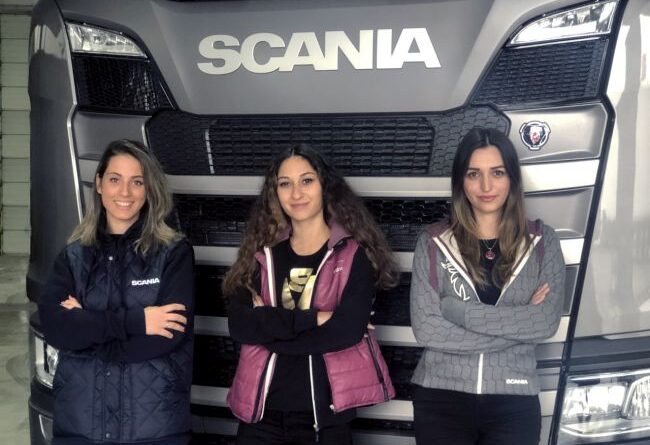 Scania Servislerine Kadın Eli Değiyor