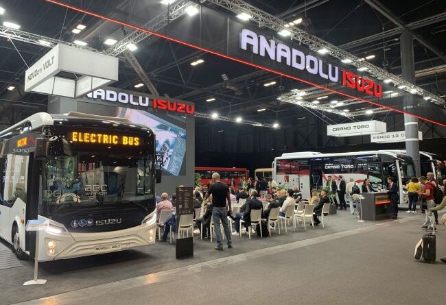 Anadolu Isuzu’nun yerli ve çevreci modelleri Madrid FIAA Otobüs ve Midibüs Fuarı’nda ses getirdi 