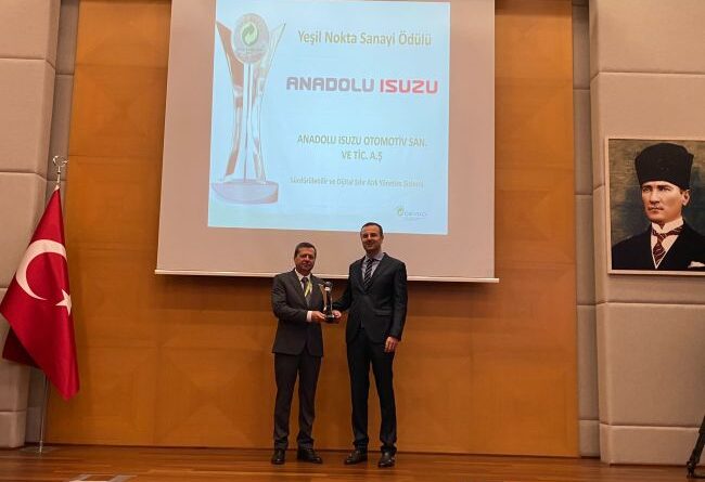 Anadolu Isuzu’ya Yeşil Nokta Sanayi Ödülleri’nde Büyük İşletmeler kategorisinde birincilik ödülü