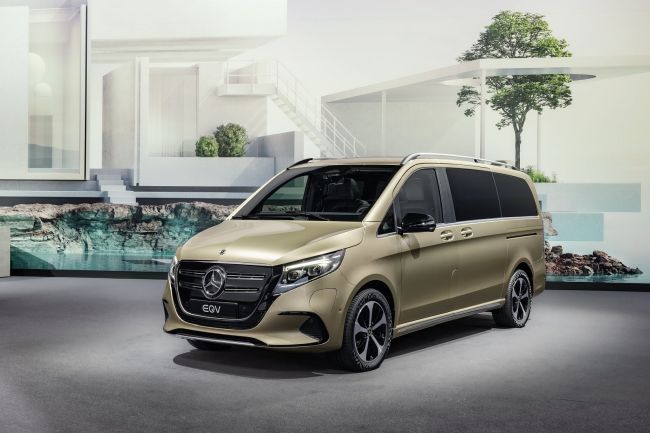 Mercedes-Benz’den Yeni Premium Hafif Ticari Araçlar  Vito, eVito, EQV ve V-Serisi
