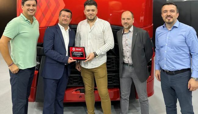 Yüksel Nakliyat, atılımlarını Renault Trucks çekiciler ile sürdürüyor 