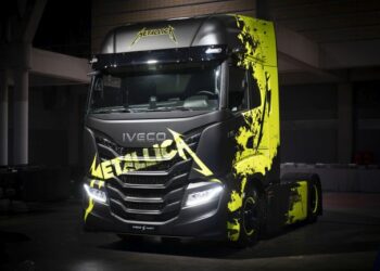 Metallica, M72 Dünya Turu’nun Avrupa ayağını IVECO araçları ile gerçekleştirecek