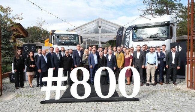 Sarılar Grup’a yılın en yüksek adetli Mercedes-Benz kamyon ve çekici teslimatı