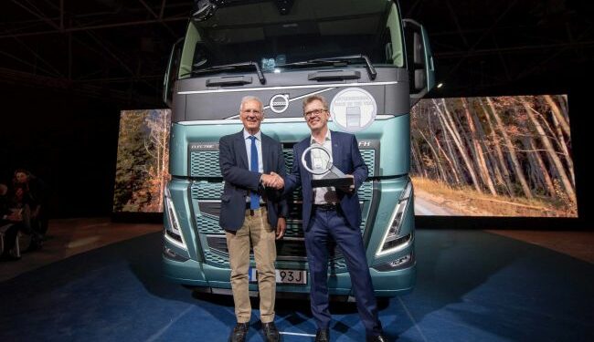 Volvo FH Electric, “2024 Uluslararası Yılın Kamyonu” (IToY) Ödülünü Kazandı