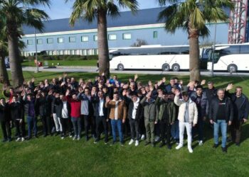 Mercedes-Benz Türk EML’miz ‘Geleceğin Yıldızı” Öğrencilerini  İstanbul’da ağırladı