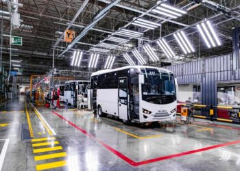 Anadolu Isuzu 2023 Yılı Midibüs İhracatında 20. Kez İhracat Şampiyonu