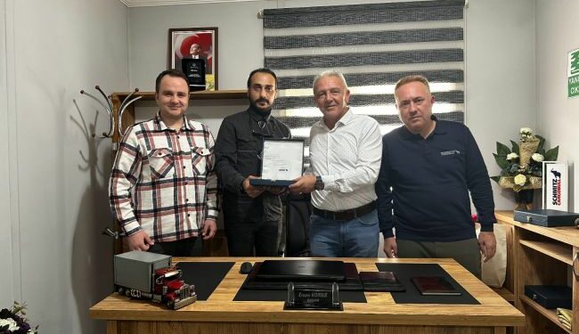 Schmitz Cargobull'dan Dokurcun Kooperatif'ine 45 Adet Tenteli Treyler