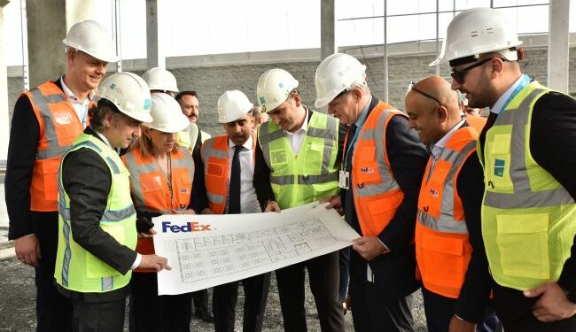 FedEx Üst Yönetimi, İGA İstanbul Havalimanı’da İnşaatı Devam Eden Yeni Küresel Hava Transit Tesisini Ziyaret Etti