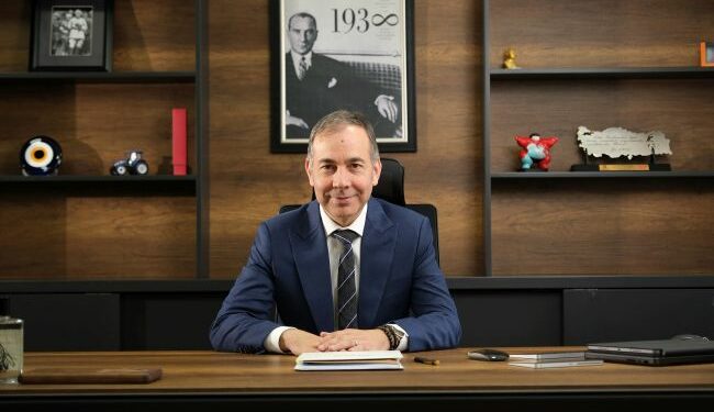TürkTraktör İş Makineleri 10. Yılında En Yeni İş Makineleriyle Komatek 2024’te
