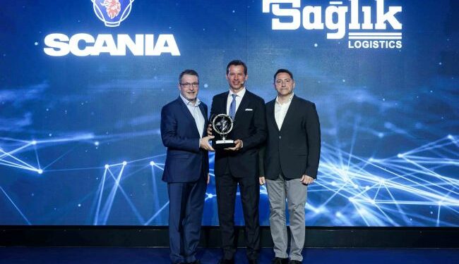 Scania, 500 Adet Super ile Tarihinin En Büyük Teslimatını Sağlık Lojistik’e Yaptı
