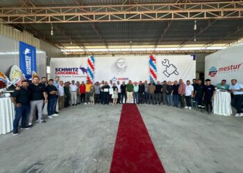 Özcan Treyler, Schmitz Carcobull Türkiye'nin 2024 Yılı ‘’Yılın En Başarılı Yetkili Servisi’’ Olarak seçildi