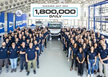 IVECO Suzzara Fabrikası’nda ürettiği 1 milyon 800 bininci Daily’nin gururunu yaşıyor