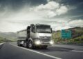 “Şantiyedeki Güç”: Mercedes-Benz Arocs 4851 K, Ağır Yükler Altında Sürüş Güvenliğini Garantiye Alıyor