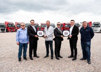 Volvo Trucks’tan ZTT Nakliyat’a 22 Adet Volvo Teslimatı Gerçekleştirildi
