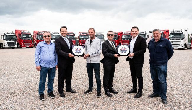 Volvo Trucks’tan ZTT Nakliyat’a 22 Adet Volvo Teslimatı Gerçekleştirildi