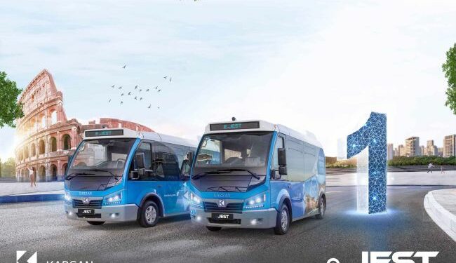 Karsan e-JEST’ler Santa Maria’nın da İlk Elektrikli Minibüsü Oldu!