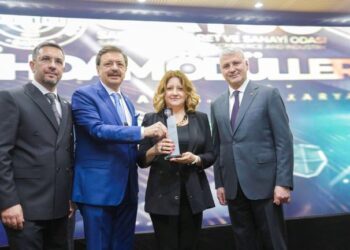 Otokar, "Sakarya'nın Yıldızları Ödül Töreni"nde 3 ödülün birden sahibi oldu