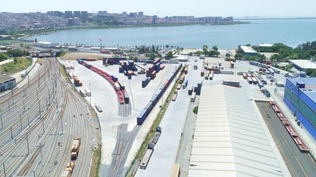 Ford Otosan ve Mars Logistics’ten Karbonsuz Taşımacılık: Çevreci Demiryolu Hattı ile Tedarik ve Araç Taşımada Yeni Dönem