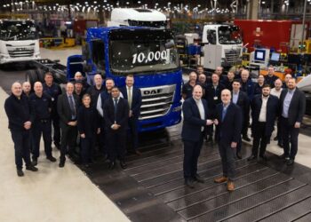 DAF Trucks, Birleşik Krallık'taki Leyland tesisinde 10.000'inci Yeni Nesil DAF XB kamyonunu üretti