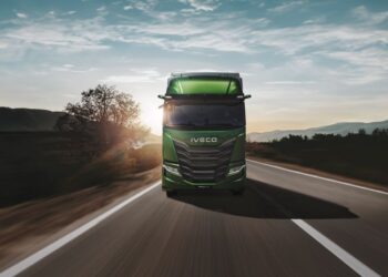 TÜV SÜD, IVECO S-Way'in yakıt verimliliğinde %10,54'e kadar iyileşme sağladığını onayladı