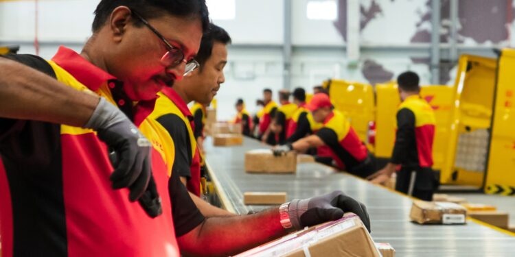 DHL Group Hızla Büyüyen Orta Doğu Pazarına 500 Milyon Euro'dan Fazla Yatırım Yapacak