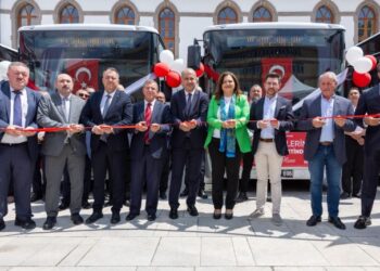 Anadolu Isuzu’dan Afyonkarahisar Belediyesi’ne Novociti Life AT Teslimatı