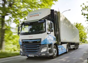 Toyota Avrupa’da Yakıt Hücreli Kamyonlarla Sıfır Emisyon Lojistiğini Başlatıyor
