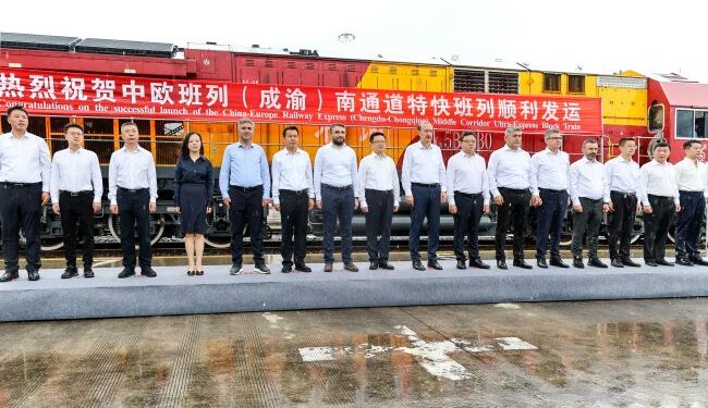 Pasifik Eurasia ve China Railway'in Geçtiğimiz Ay Yaptıkları Anlaşmanın İlk Trenleri Chonqoing ve Chengdu'dan Yola Çıktı