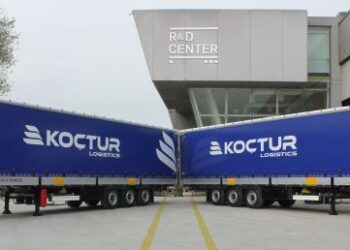 Koçtur Lojistik İntermodelde Tırsan Tren Yüklemeli Tenteli Perdeli Multi-Ride İle Büyümeye Devam Ediyor