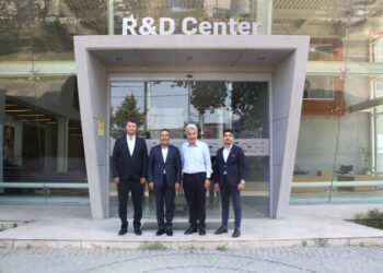 Tırsan, Yalçın Sped’e 10 adet Tenteli Perdeli Maxima Plus Teslim Etti
