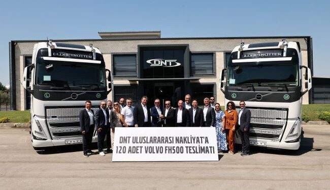 Volvo Trucks, DNT Uluslararası Nakliyat’a Gerçekleştirdiği Filo Teslimatıyla Ege Bölgesi’ndeki Gücünü Artırıyor