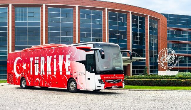 Mercedes-Benz Türk, A Milli Futbol Takımlarının Karayolu Ulaşım Sponsoru Olmaya Devam Ediyor
