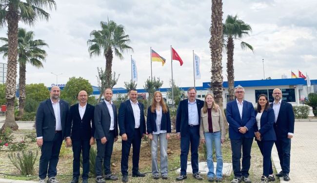 KRONE Grubu İcra Kurulu Başkanı Bernard Krone, Tire Fabrikasını Ziyaret Etti