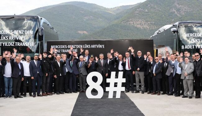 Lüks Artvin Seyahat Filosunu 8 adet Mercedes-Benz otobüs ile genişletti