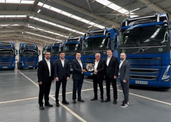 Özmer Lojistik, Kuruluşunun 20. Yılında Filosuna 30 Adet Volvo Trucks Ekledi!  