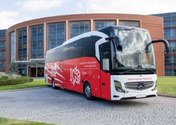 Mercedes-Benz Türk, A Milli Voleybol Takımlarının Resmi Ulaşım Sponsoru Olmaya Devam Ediyor