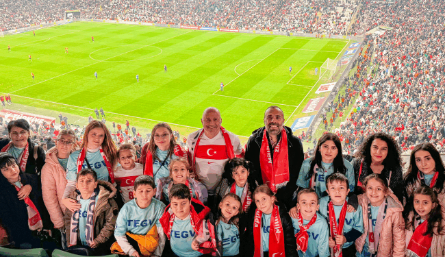 Türkiye Eğitim Gönüllüleri Vakfı (TEGV) ve Prometeon Türkiye, çocukları milli maç heyecanında buluşturdu