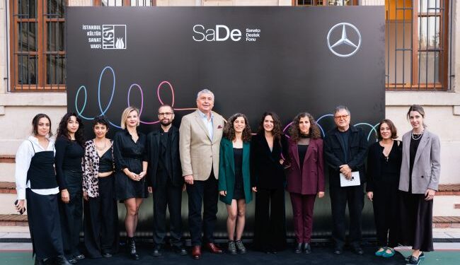 Mercedes-Benz Türk’ün proje ortaklığında, SaDe 2024-2025 Dönemi Sergisi Açıldı