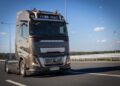 Volvo Trucks, Türkiye’deki İlk Kamera Monitör Sistemli Volvo FH16 4x2 780 HP’yi AGİT Nakliyat’a Teslim Etti!