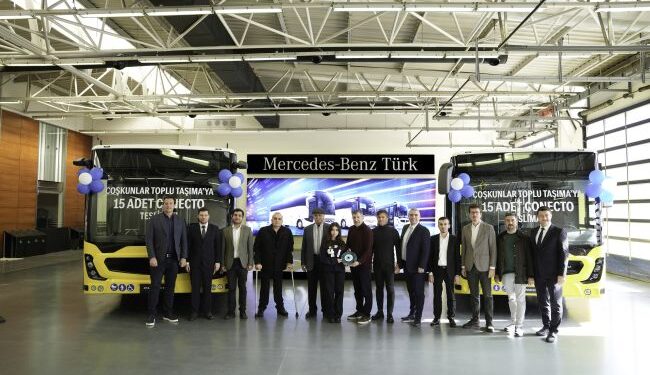 Mercedes-Benz Türk’ten Coşkunlar Toplu Taşıma Hizmetleri’ne 15 adet 2026 Model Mercedes-Benz Conecto Otobüs Teslimatı