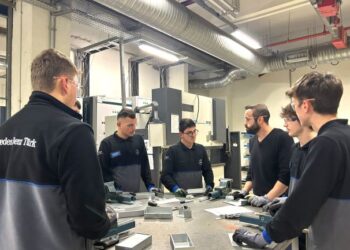 Mercedes-Benz Türk’ün, Mesleki ve Teknik Anadolu Lisesi Uzun Dönem Stajı İçin Başvurular Başladı