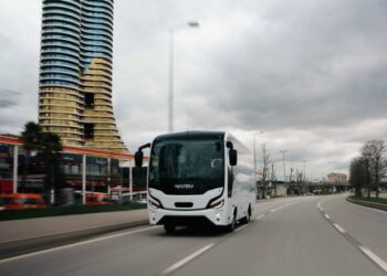 Anadolu Isuzu Yenilenen NovoLux ile Turizm Taşımacılığında Standartları Yükseltti