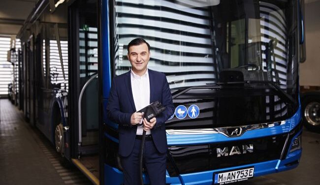 Avrupa Otomobil Üreticileri Birliği (ACEA) Otobüs Bölümü Başkanı Barbaros Oktay oldu