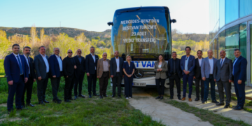 Mercedes-Benz Travego 16 SHD ve Tourismo 15 RHD