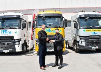 ERTLog’tan Dev Filo Yatırımı İlk 7 Renault Trucks Teslim Alındı Yola Güç Katıyoruz