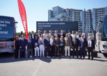 Altur Turizm Filosunu 20 Adet Mercedes-Benz Tourismo 15 ile Güçlendirdi