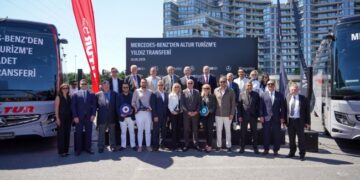 Altur Turizm Filosunu 20 Adet Mercedes-Benz Tourismo 15 ile Güçlendirdi