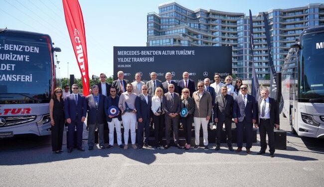 Altur Turizm Filosunu 20 Adet Mercedes-Benz Tourismo 15 ile Güçlendirdi