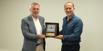 Mercedes-Benz Hafif Ticari Araçlar, İSTAB üyeleri ile Mercedes-Benz’in onaylı minibüs imalatçısı olan Arobus’a ziyaret gerçekleştirdi